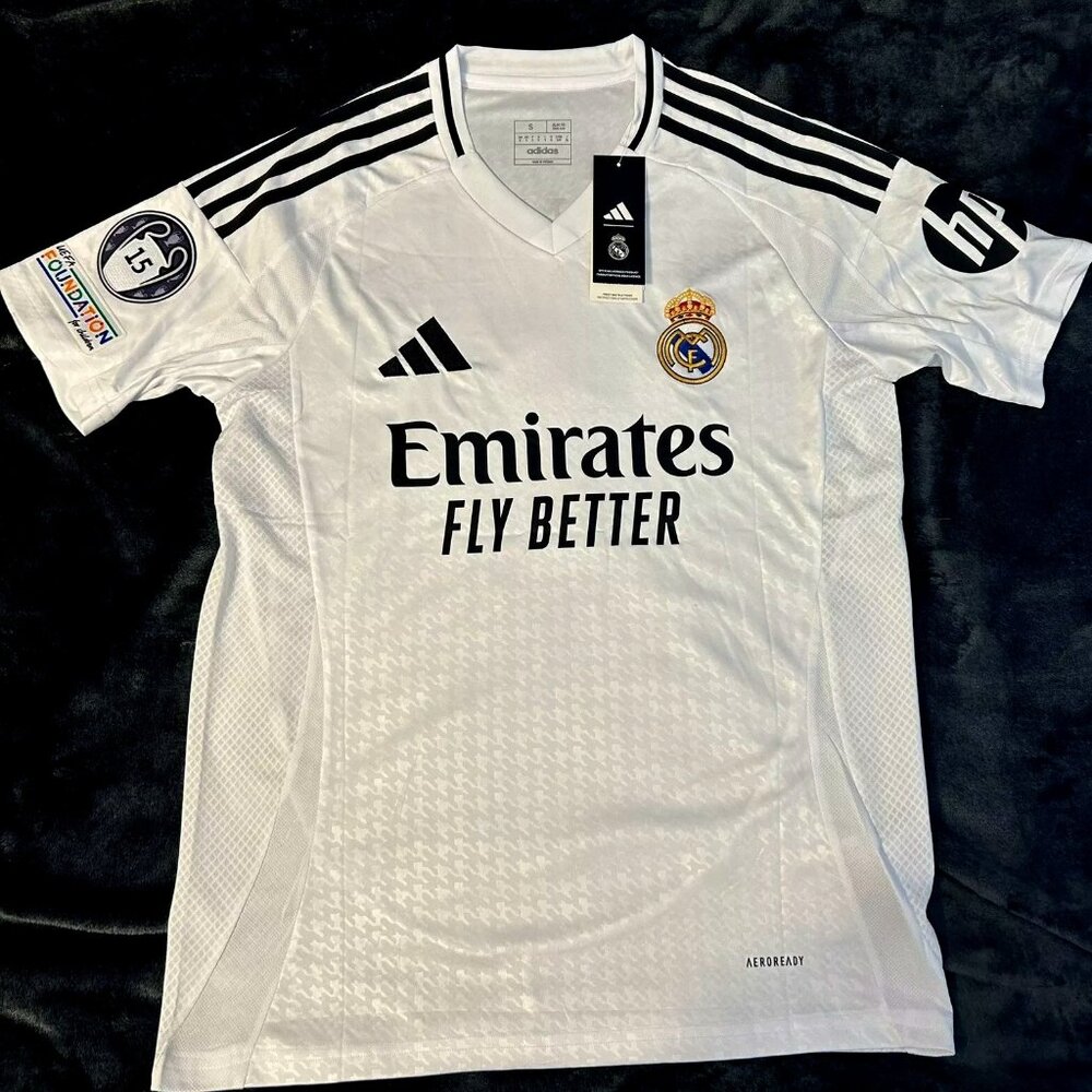 Mbappe # 9 Real Madrid - Picture 2 of 2